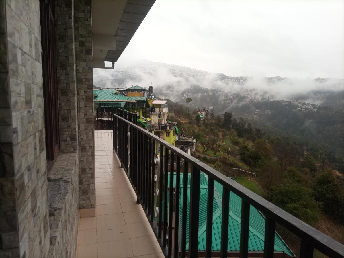 Thakur Homes- Couple And Family Friendly Homestay シムラー エクステリア 写真