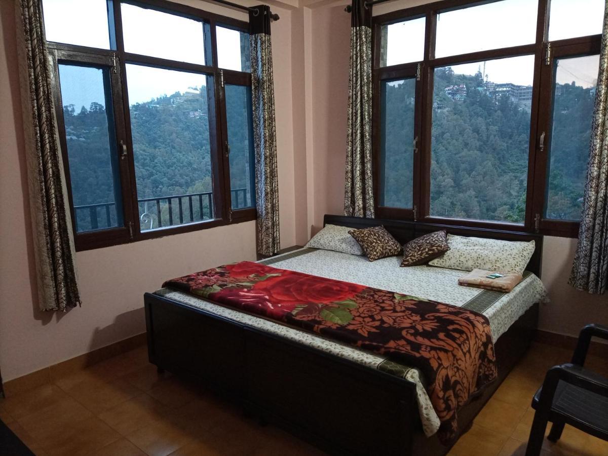 Thakur Homes- Couple And Family Friendly Homestay シムラー エクステリア 写真