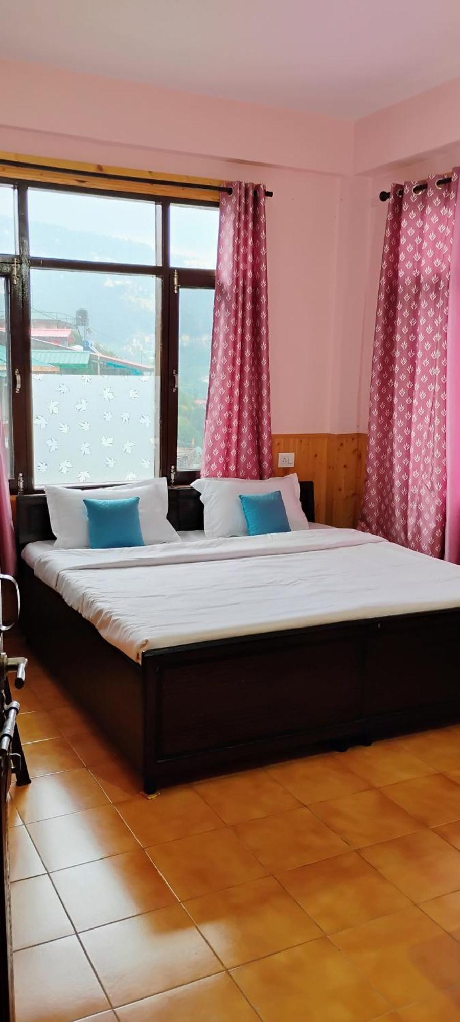 Thakur Homes- Couple And Family Friendly Homestay シムラー 部屋 写真